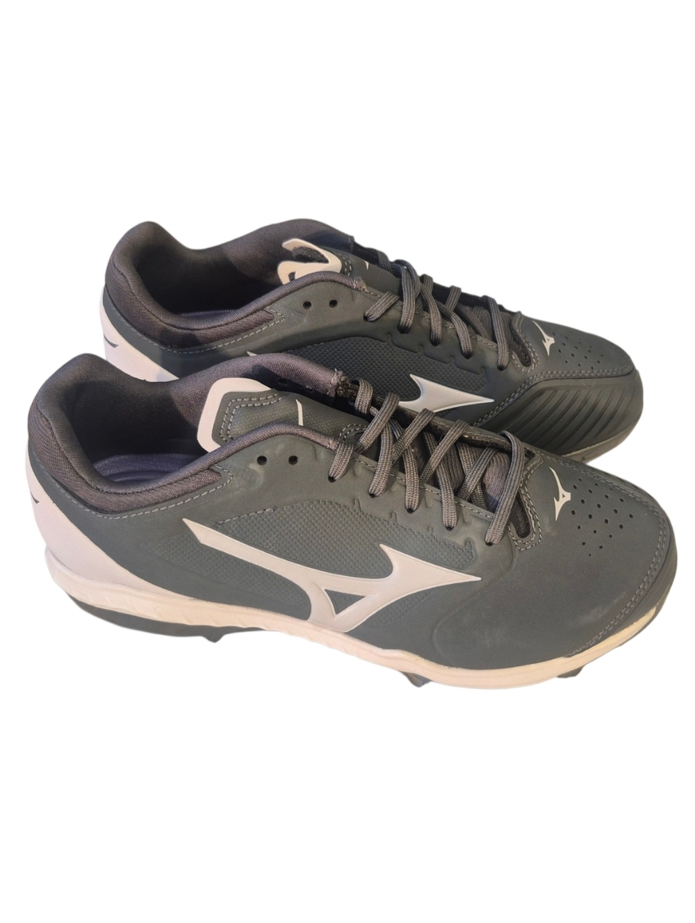 Mizuno Sweep 5 Low Women's Metal Softball Cleat, Sz 6